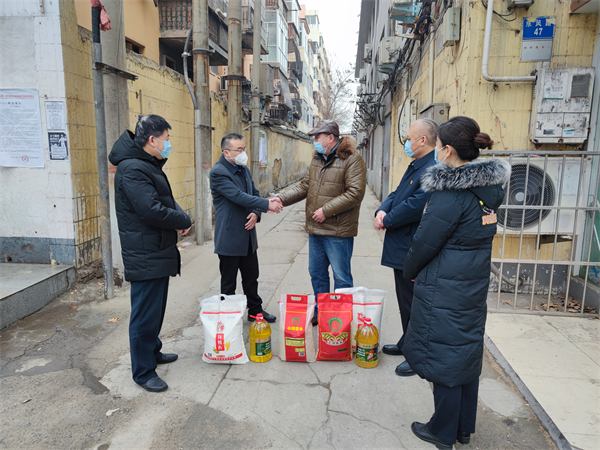 情系困難黨員職工　組織關懷情暖...